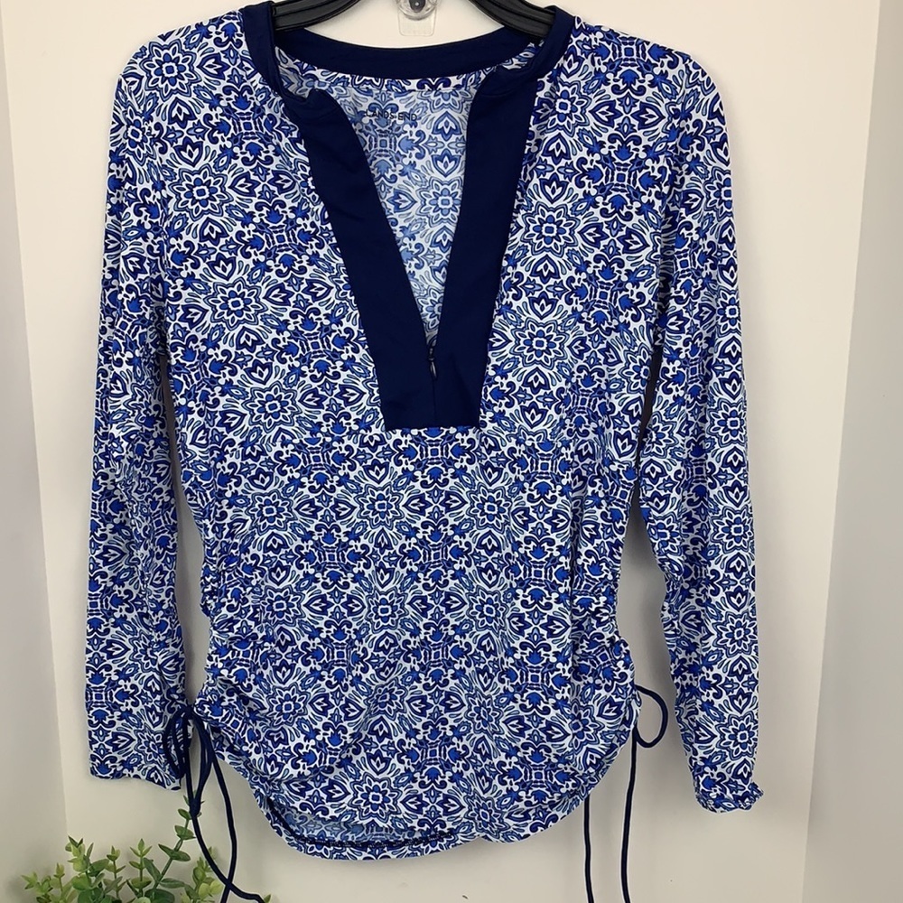 Lands’ End blue/white long sleeve swim summer sun protection top size S (6-8)
